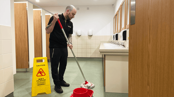 tiago - cleaning - 4